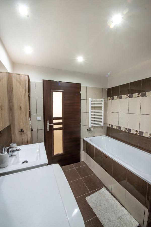 Apartman Mandala Banská Bystrica Buitenkant foto
